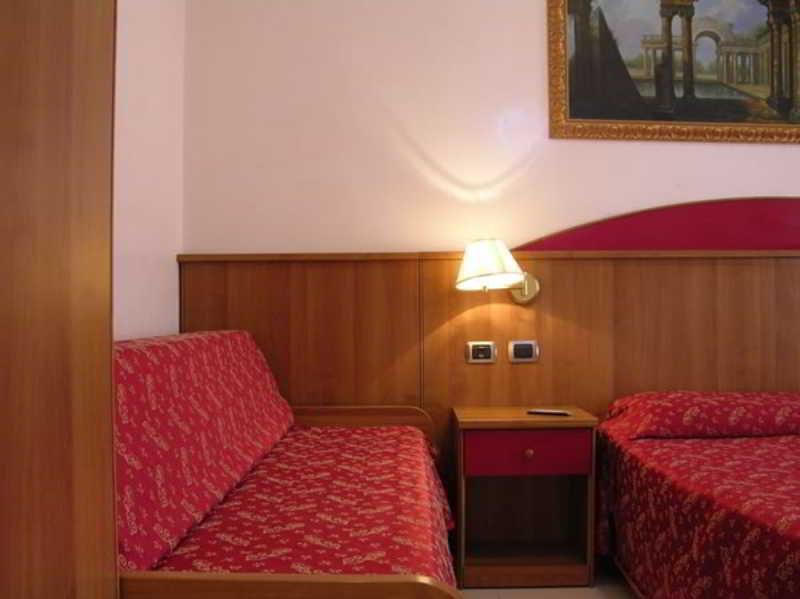 Hotel Mari 1 Roma Exterior foto